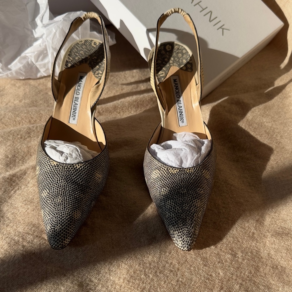 Manolo Blahnik leather slingback
